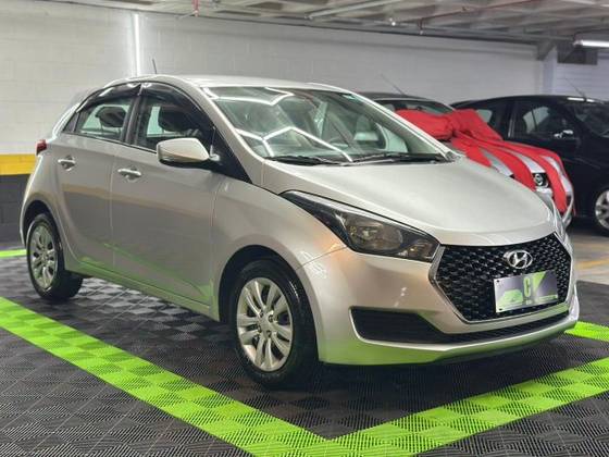 HYUNDAI HB20 1.0 COMFORT 12V FLEX 4P MANUAL HYUNDAI HB20 1.0 COMFORT 12V FLEX 4P MANUAL